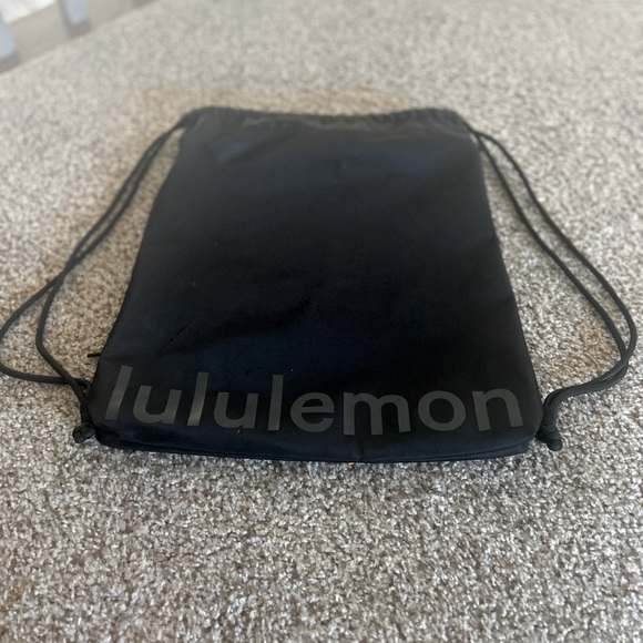 Lululemon string bag - Picture 1 of 4